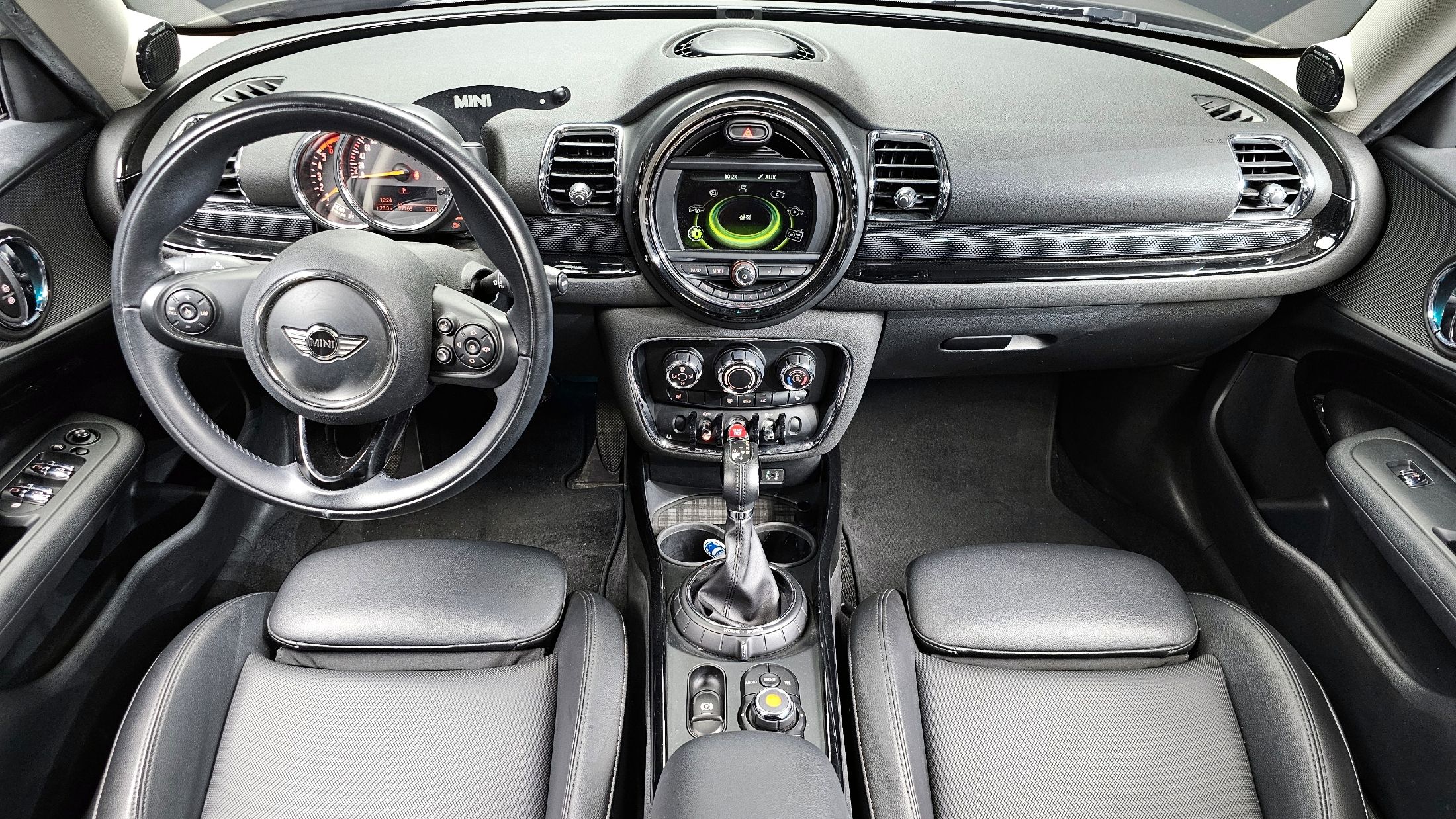 MINI CLUBMAN COOPER D 2016