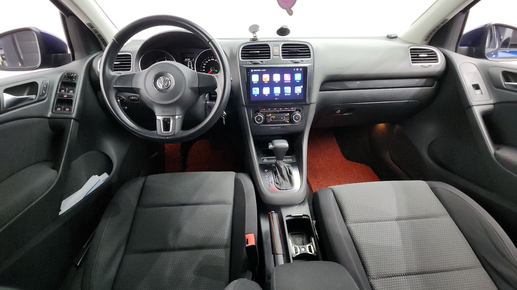 VOLKSWAGEN GOLF 2010