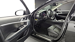 GENESIS G70 2019