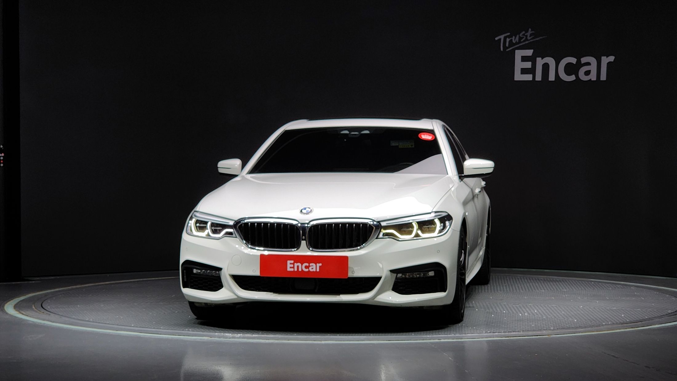 BMW 5-SERIES G30 2018