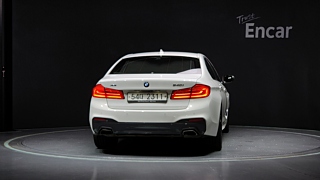 BMW 5-SERIES G30 2018
