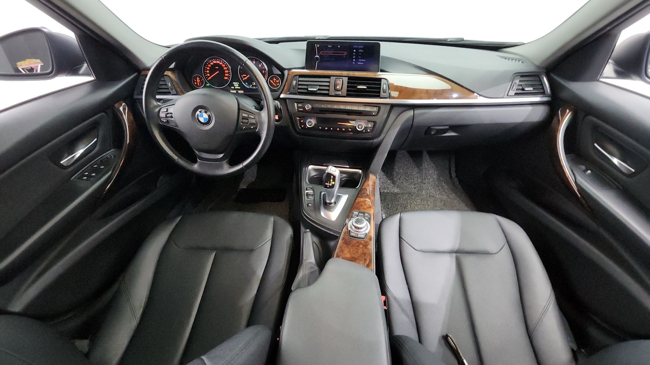 BMW 3-SERIES F30 2012