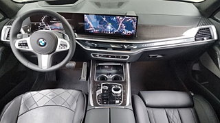 BMW X7 G07 2025