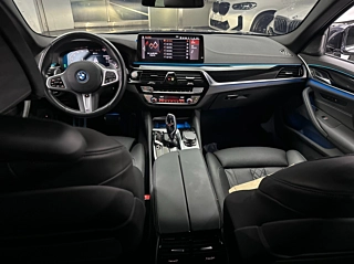 BMW 5-SERIES G30 2022