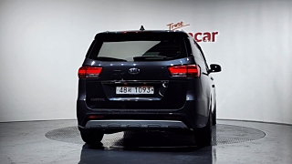 KIA CARNIVAL 2017