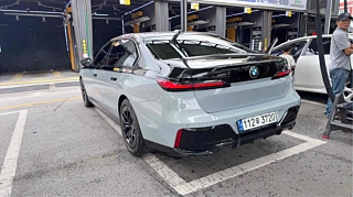 BMW 7-SERIES G70 2023