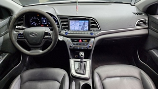 HYUNDAI AVANTE AD 2016