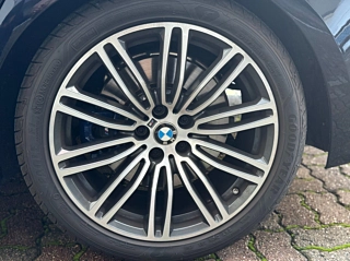 BMW 5-SERIES G30 2019