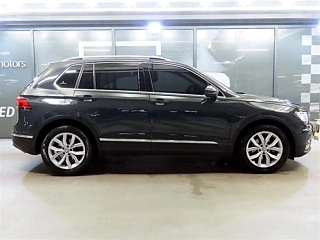 VOLKSWAGEN TIGUAN 2020