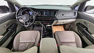 KIA CARNIVAL 2017
