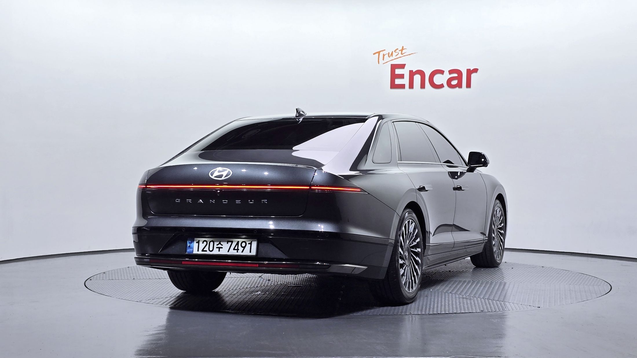 HYUNDAI GRANDEUR GN7 2023