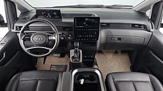 HYUNDAI STARIA 2023