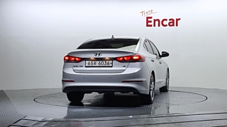 HYUNDAI AVANTE AD 2017
