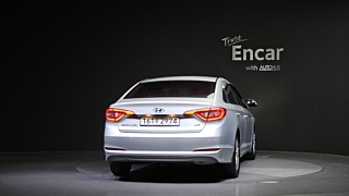 HYUNDAI SONATA LF 2016