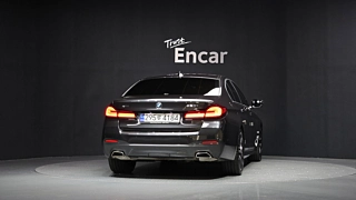 BMW 5-SERIES G30 2023