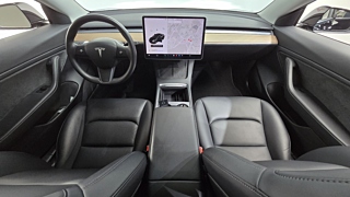 TESLA MODEL 3 2021