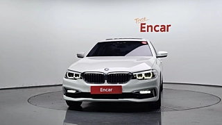 BMW 5-SERIES G30 2019