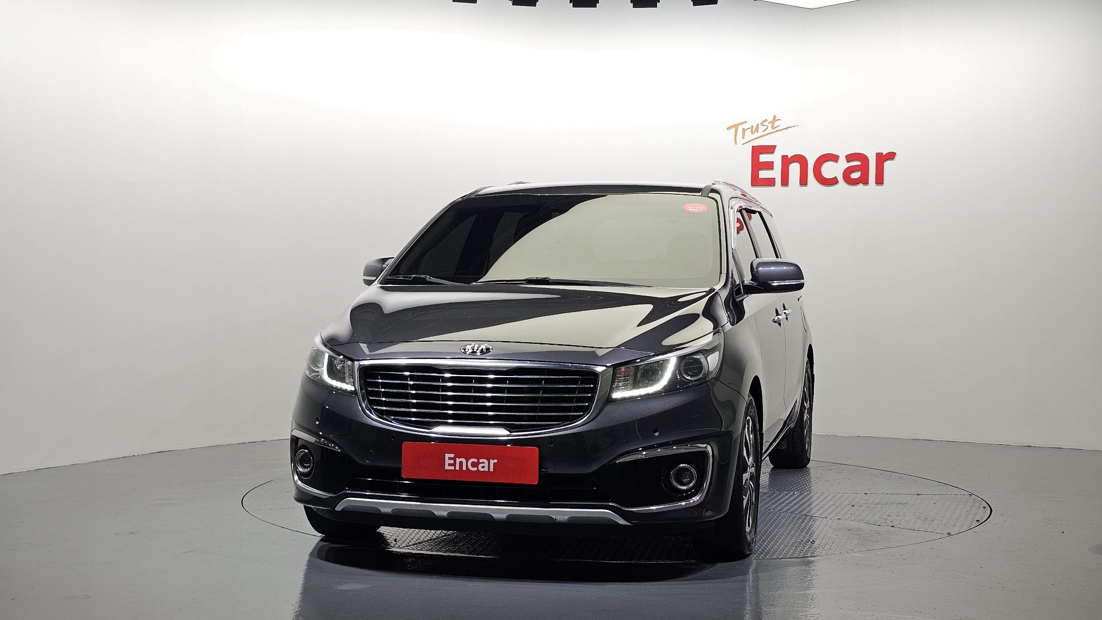KIA CARNIVAL 2018