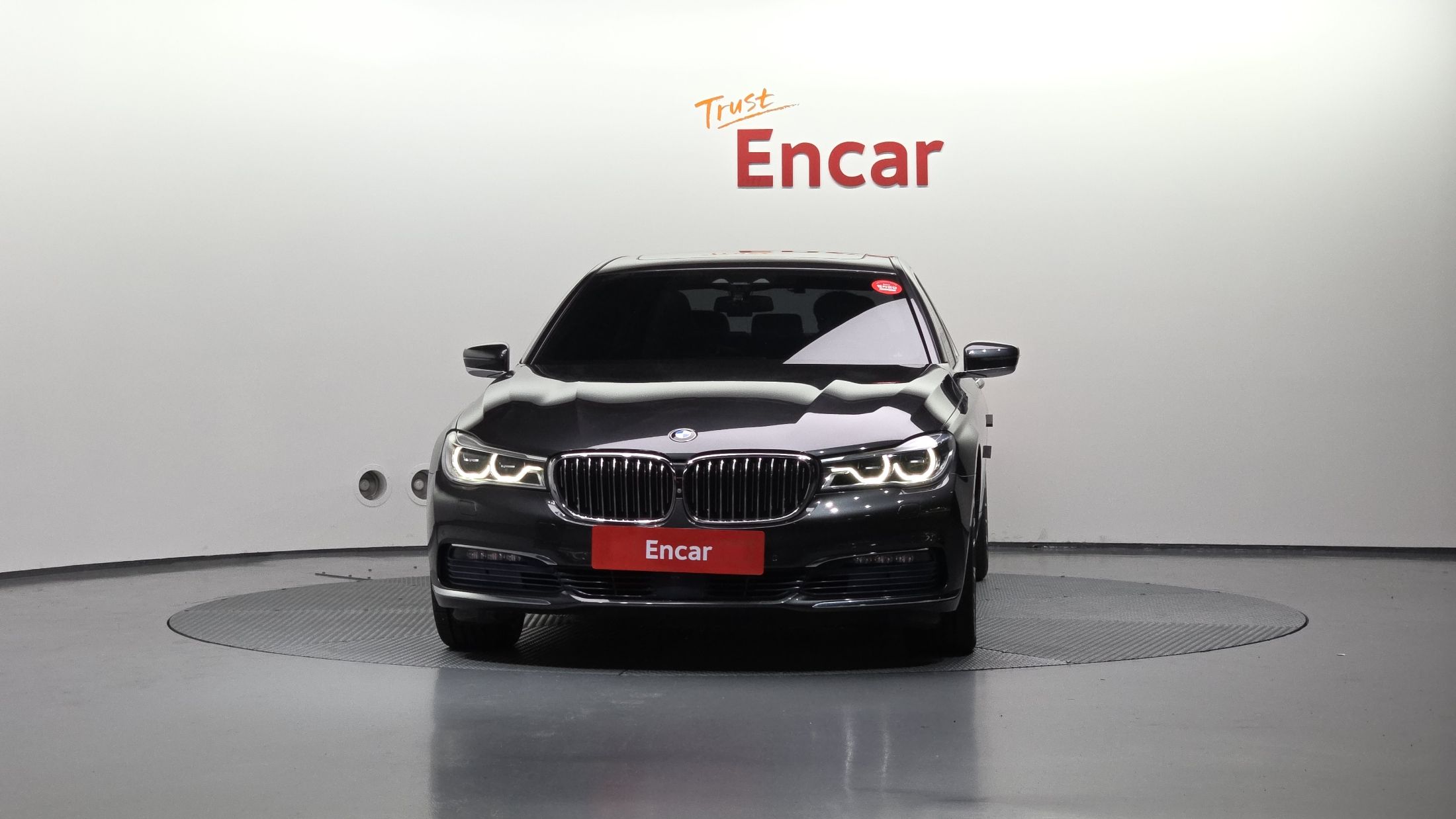 BMW 7-SERIES G11 2016