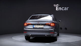 VOLKSWAGEN JETTA 2020