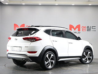 HYUNDAI TUCSON 2016