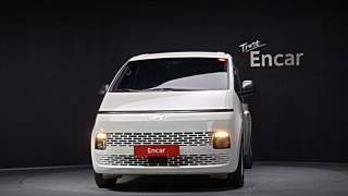 HYUNDAI STARIA 2025