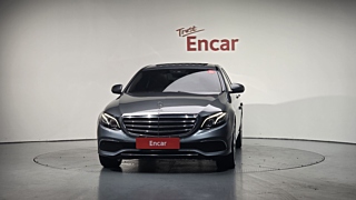 MERCEDES BENZ E-CLASS W213 2019