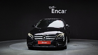 MERCEDES BENZ E-CLASS W213 2019