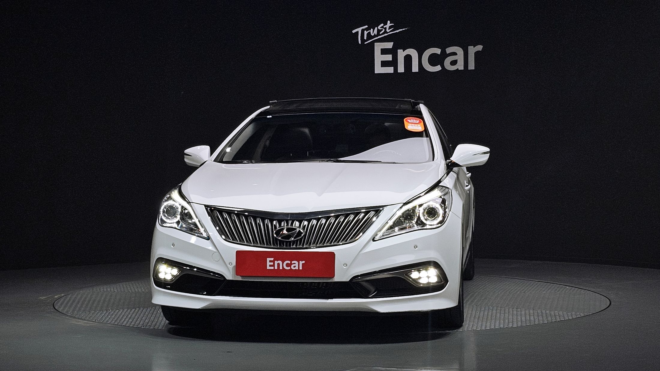 HYUNDAI GRANDEUR HG 2016