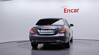 MERCEDES BENZ E-CLASS W213 2020