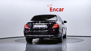 MERCEDES BENZ E-CLASS W213 2017
