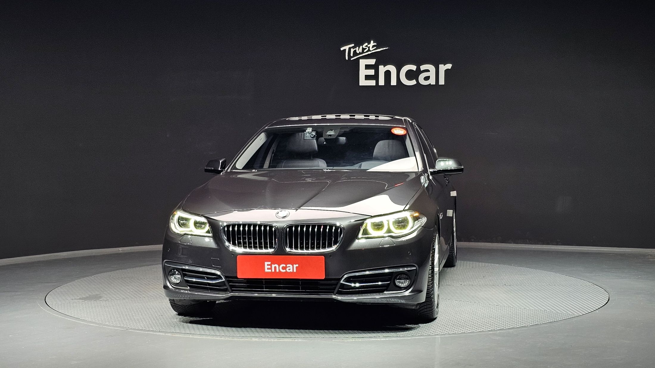 BMW 5-SERIES F10 2016