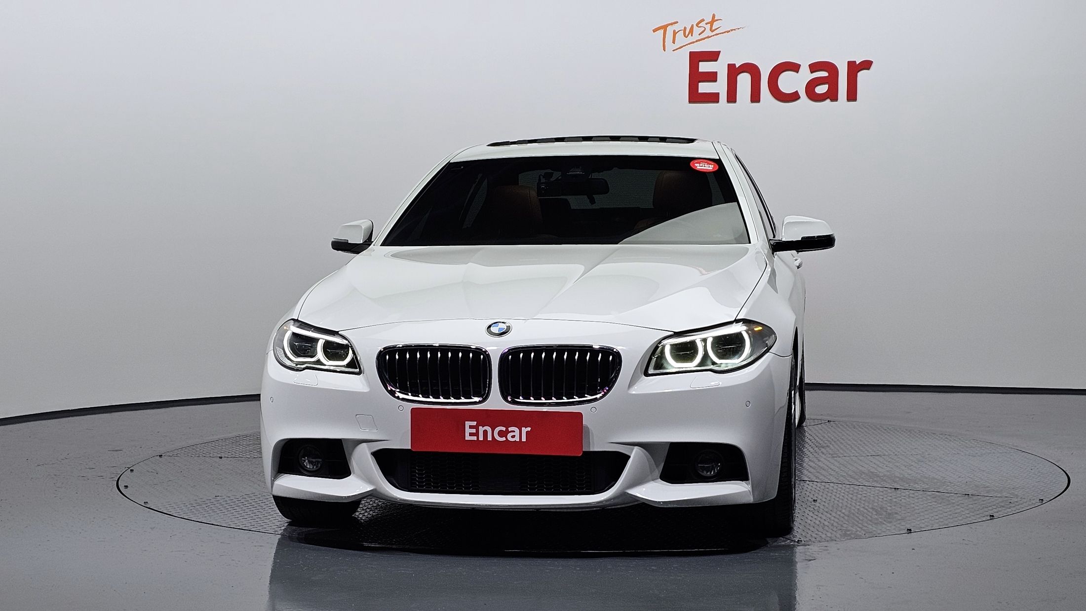 BMW 5-SERIES F10 2016