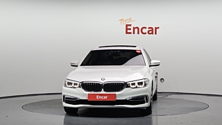 BMW 5-SERIES G30 2019