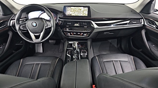 BMW 5-SERIES G30 2019