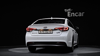 HYUNDAI LF SONATA HYBRID 2016