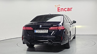 BMW 5-SERIES G60 2024