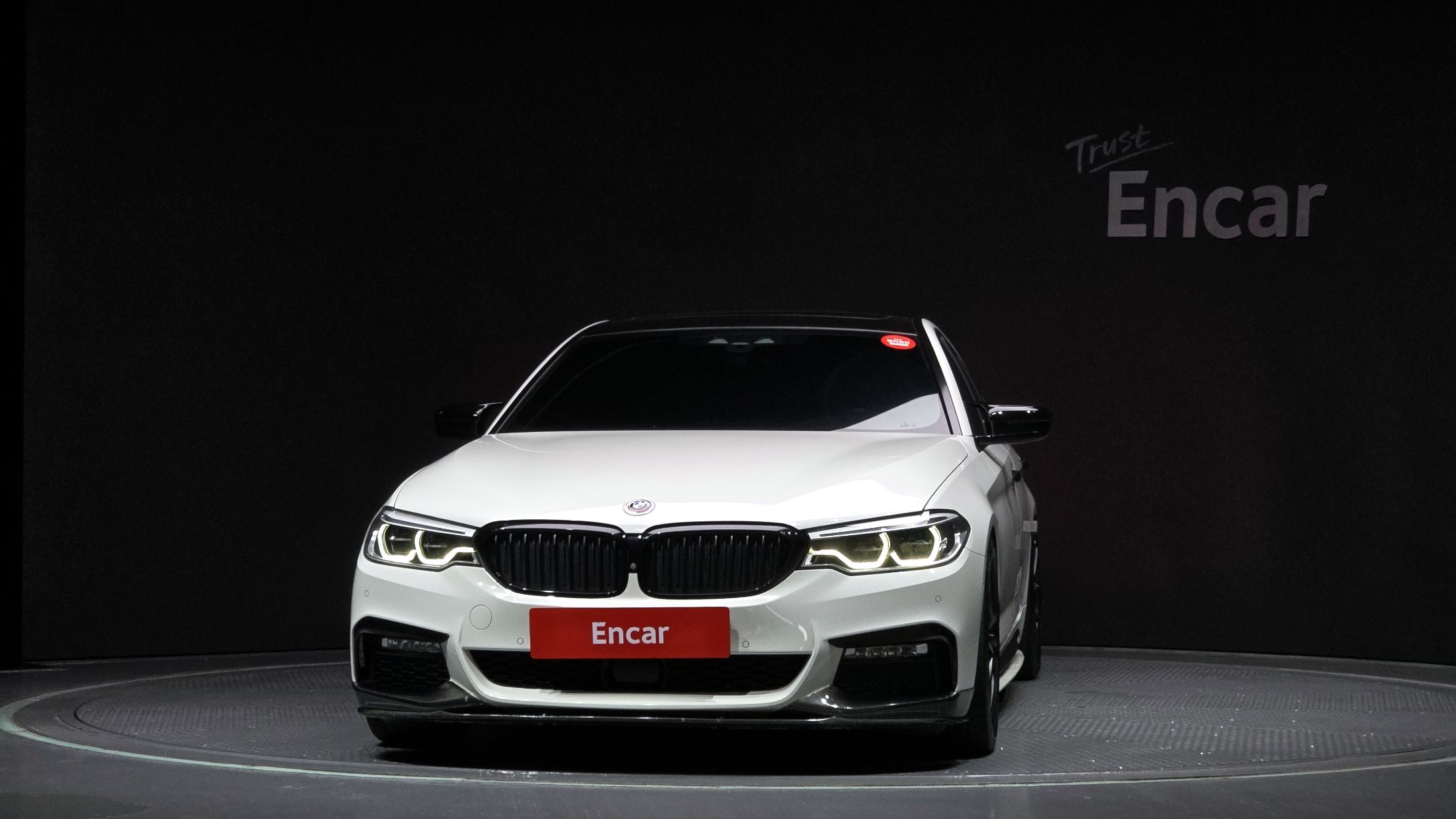 BMW 5-SERIES G30 2017