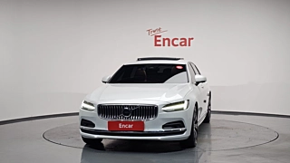 VOLVO S90 2024