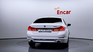 BMW 5-SERIES G30 2019