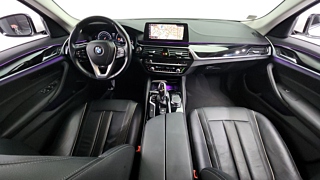 BMW 5-SERIES G30 2019