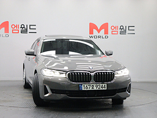 BMW 5-SERIES G30 2020