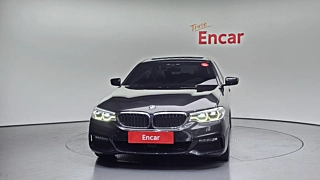 BMW 5-SERIES G30 2017