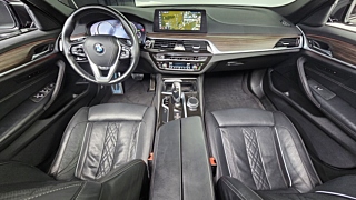 BMW 5-SERIES G30 2017