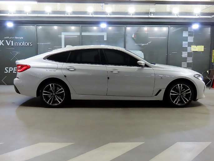 BMW 6-SERIES GT G32 2023