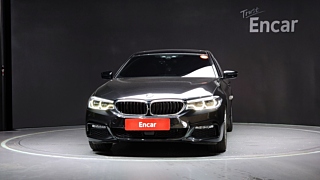 BMW 5-SERIES G30 2017