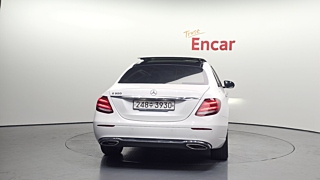 MERCEDES BENZ E-CLASS W213 2019