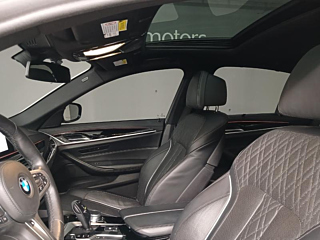BMW 5-SERIES G30 2019