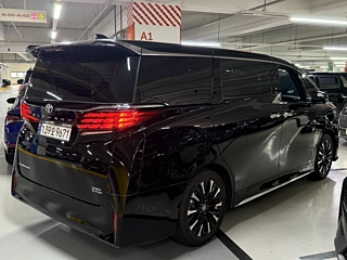 TOYOTA ALPHARD 2024