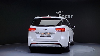 KIA CARNIVAL 2017